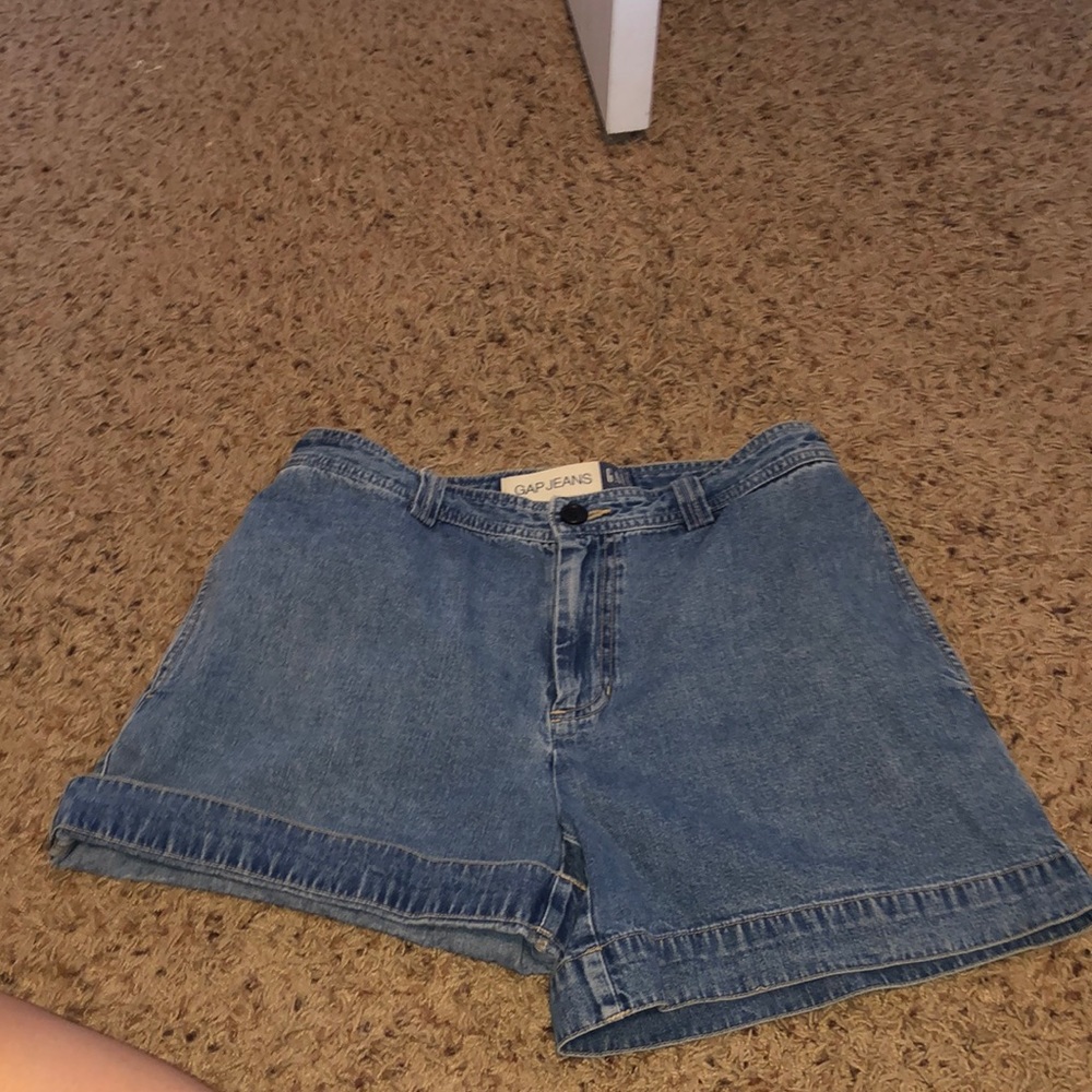 Women’s Cute Roll up or leave long shorts